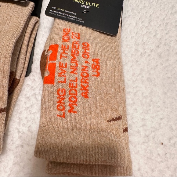 Nike Socks - Picture 2 of 9